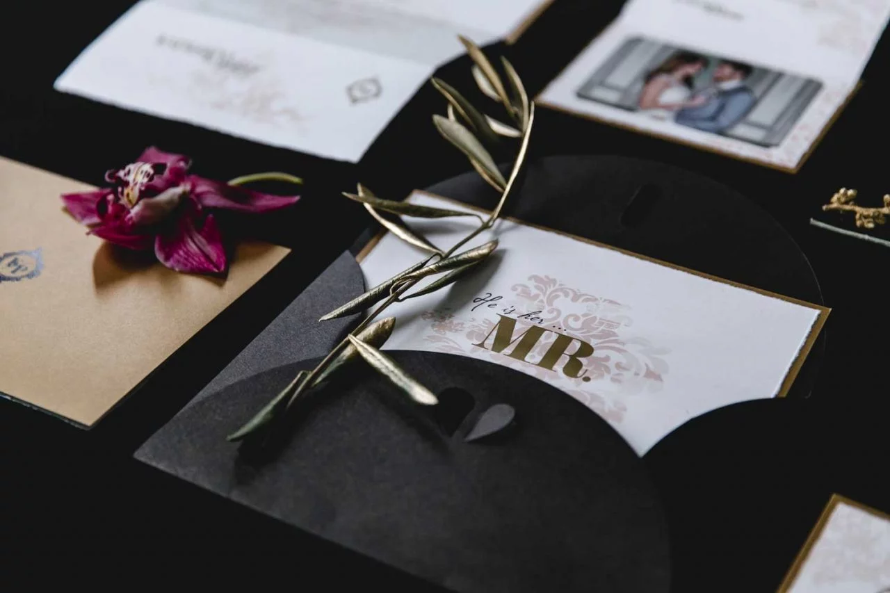 Hochzeitseinladungen-Set: Büttenpapier, edel, gold, Altrosa